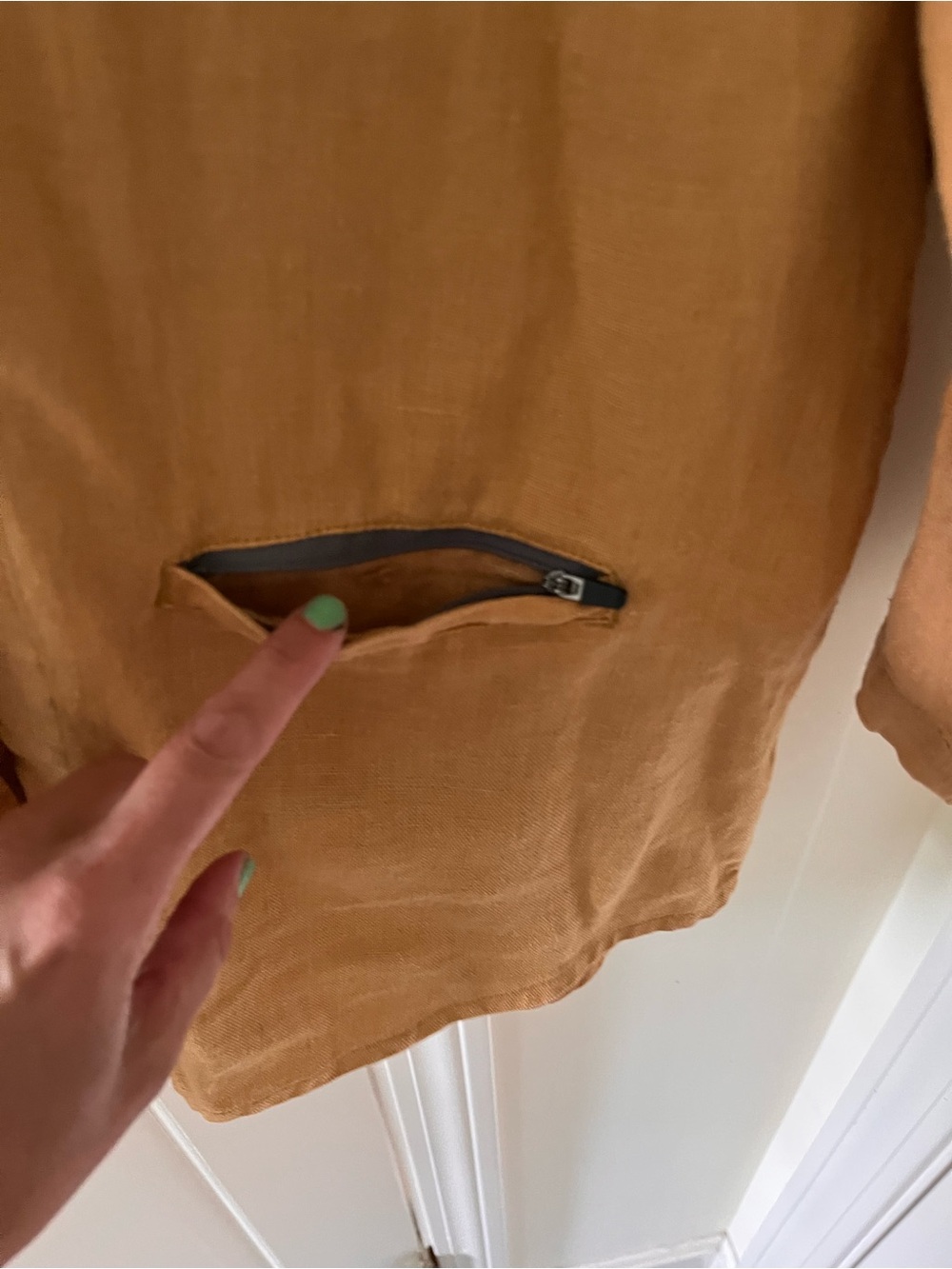 Mustard Linen Button-Front Women's Top - Picture 6 of 10